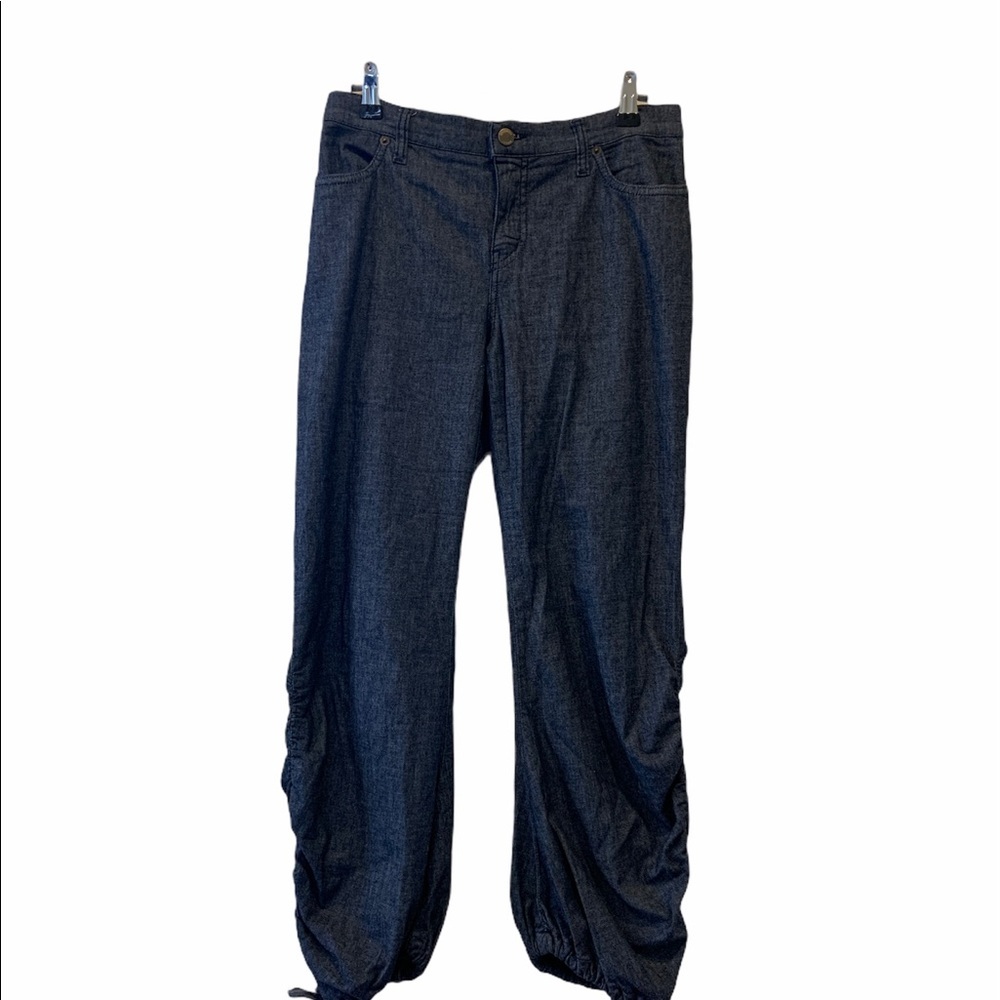 Moschino Jeans Capri Pants